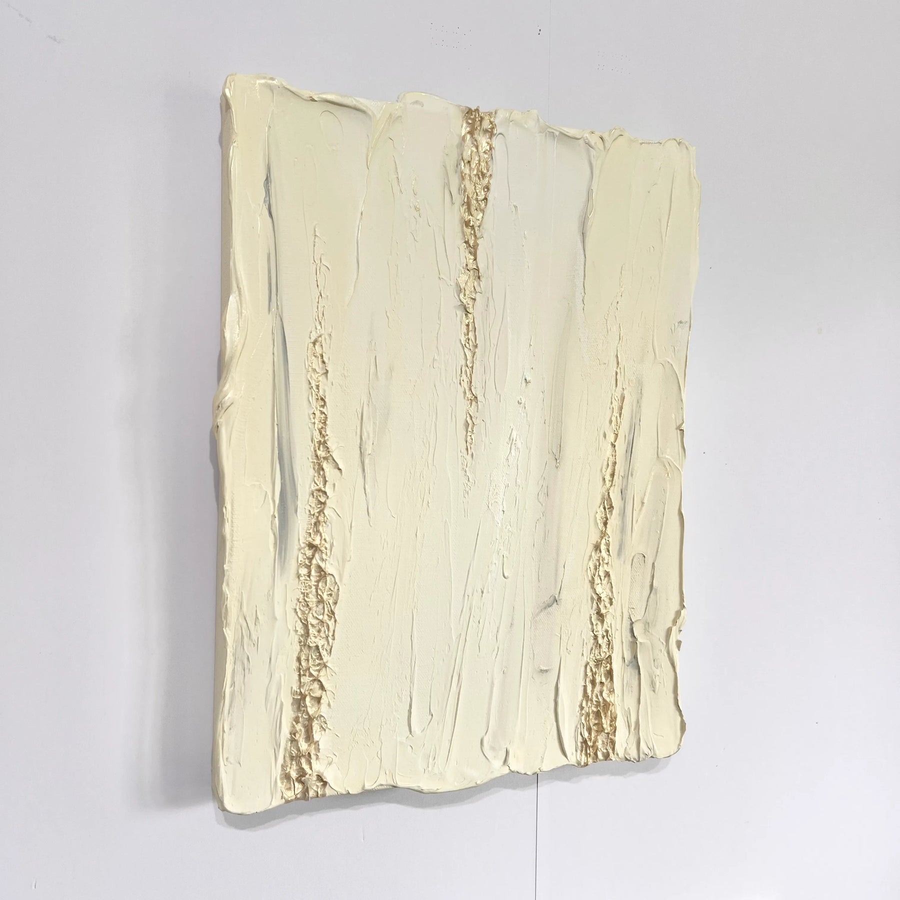 FLOW - IVORY 2404301
